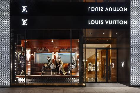 photo du premier magasin louis vuitton en chine